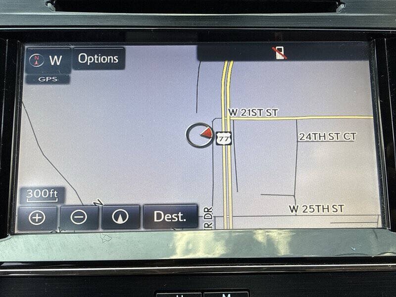 Used 2016 Toyota Avalon Limited w/ Toyota Safety Sense Package FWD image 29