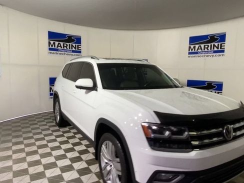 Used 2020 Volkswagen Atlas SEL R-Line AWD/4WD image 4