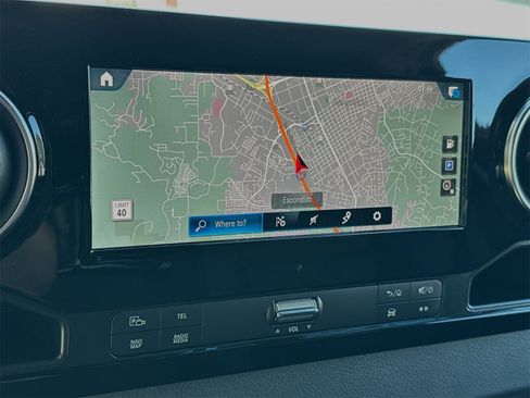 Used 2024 Mercedes-Benz Sprinter 2500 image 21