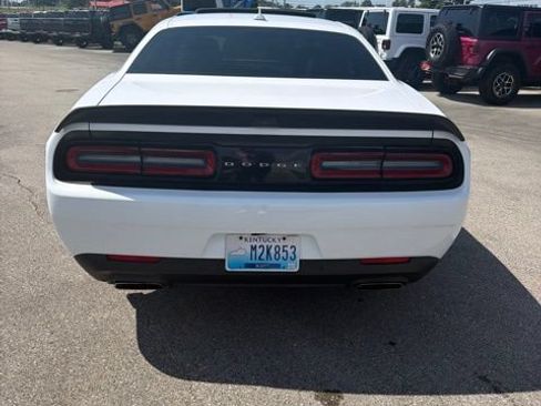 Used 2020 Dodge Challenger R/T Scat Pack RWD image 5