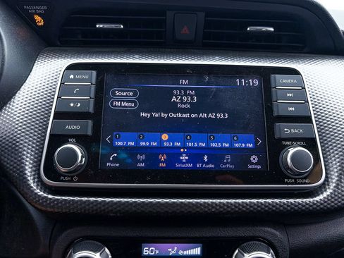 Used 2018 Nissan Kicks SV FWD image 15