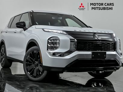 New 2026 Mitsubishi Outlander LE
