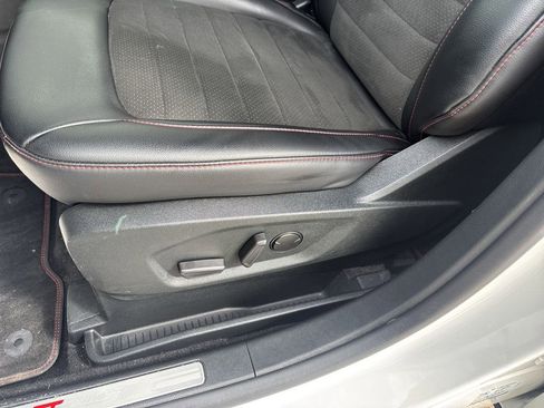 Used 2022 Ford Edge ST-Line image 24