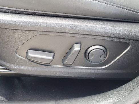 Used 2024 Kia Sorento S w/ Panoramic Sunroof Package image 17