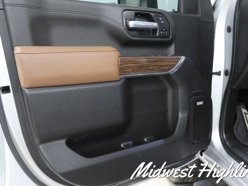 Used 2022 Chevrolet Silverado 2500 High Country image 27