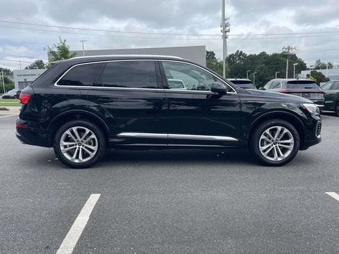 Certified 2025 Audi Q7 3.0T Premium Plus AWD/4WD image 8