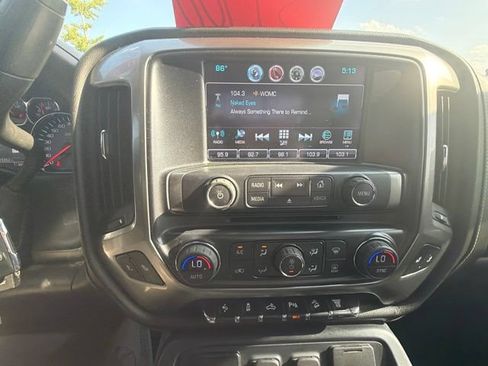 Used 2019 Chevrolet Silverado 2500 LTZ w/ Midnight Edition AWD/4WD image 38