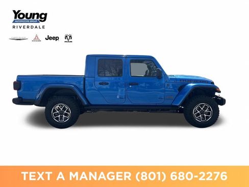New 2026 Jeep Gladiator Rubicon w/ Steel Power Dome Hood Package AWD/4WD image 6
