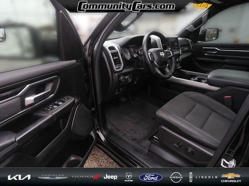 Used 2019 RAM 1500 Big Horn image 12
