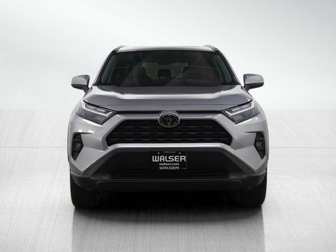 Used 2025 Toyota RAV4 XLE Premium image 8