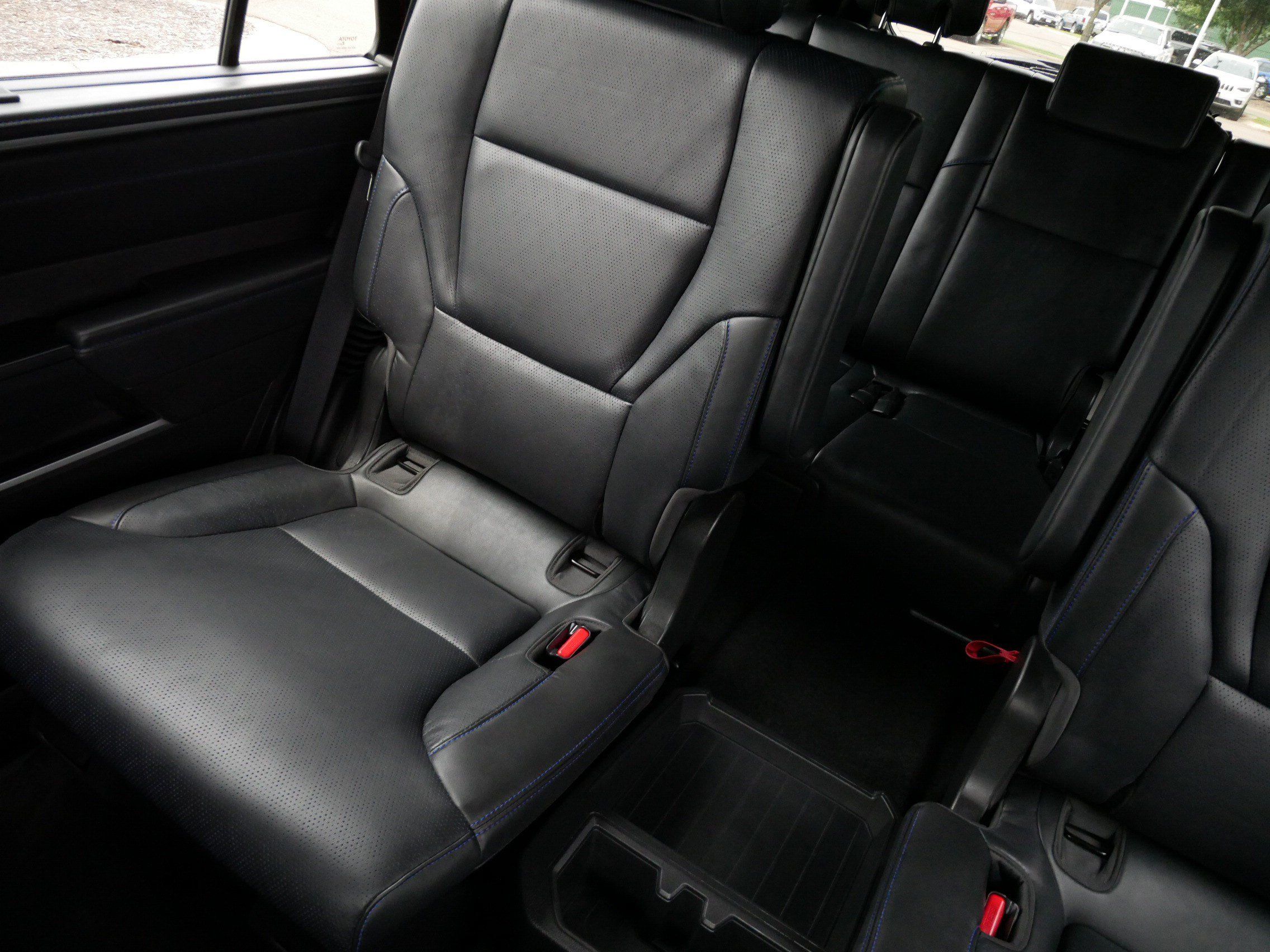 Used 2025 Toyota Sequoia Platinum w/ TRD Off-Road Package AWD/4WD image 12