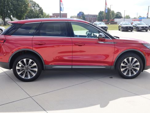 Used 2021 Lincoln Corsair Reserve w/ Equipment Group 201A image 5