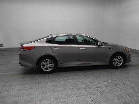 Used 2016 Kia Optima LX image 10