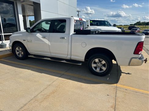 Used 2018 RAM 1500 Classic SLT RWD image 3
