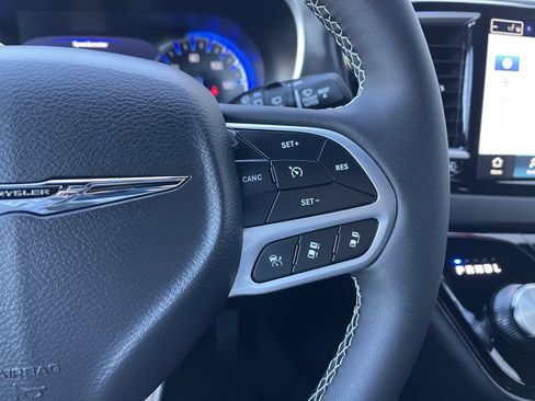 New 2026 Chrysler Voyager LX FWD image 31