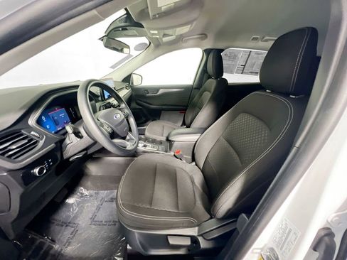 Used 2025 Ford Escape Active AWD/4WD image 7