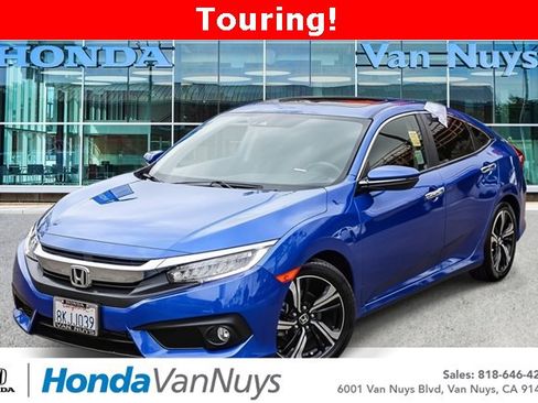 Used 2018 Honda Civic Touring image 1