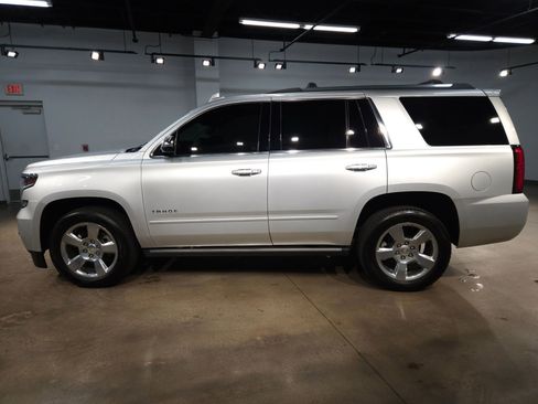 Used 2019 Chevrolet Tahoe Premier AWD/4WD image 4