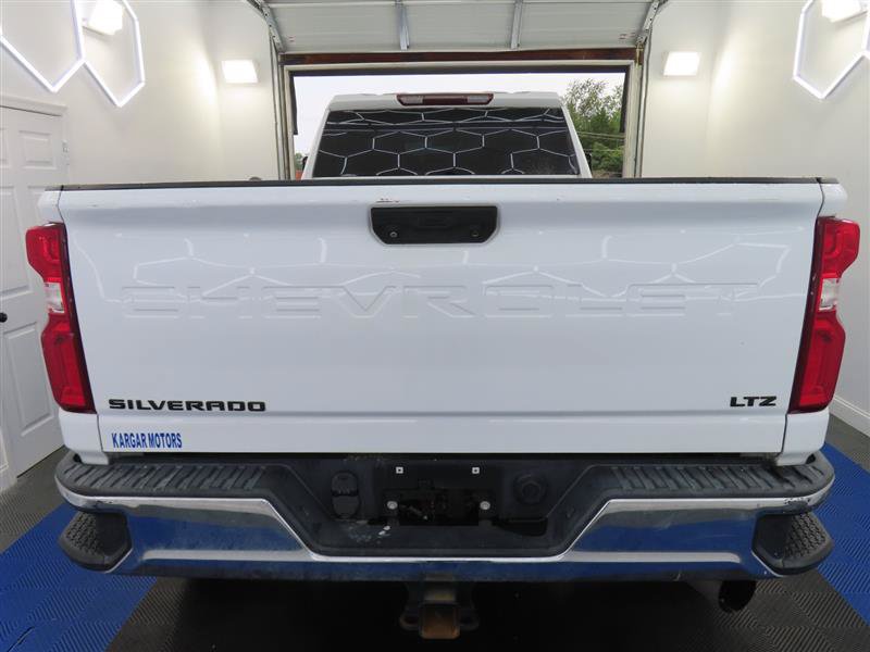 Used 2020 Chevrolet Silverado 2500 LTZ w/ Z71 Off-Road Package AWD/4WD image 7