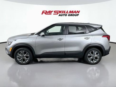 Used 2026 Kia Seltos LX AWD/4WD image 4