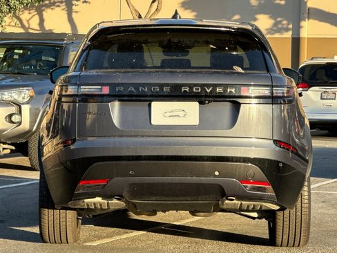 New 2024 Land Rover Range Rover Velar Dynamic HSE image 4
