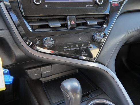 Certified 2023 Toyota Camry SE FWD image 23