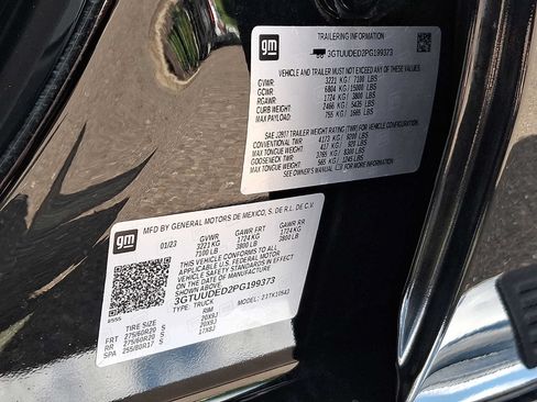 Used 2023 GMC Sierra 1500 SLT w/ SLT Premium Plus Package AWD/4WD image 30