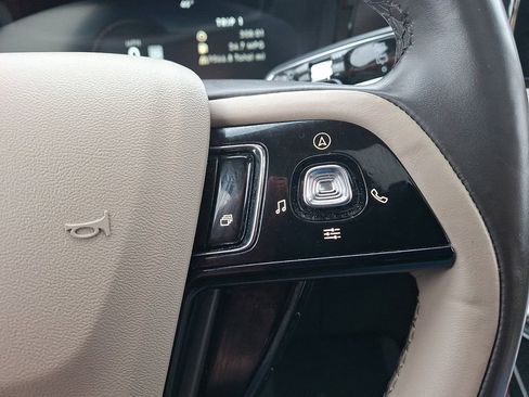 Certified 2020 Lincoln Corsair Reserve w/ Equipment Group 202A image 23