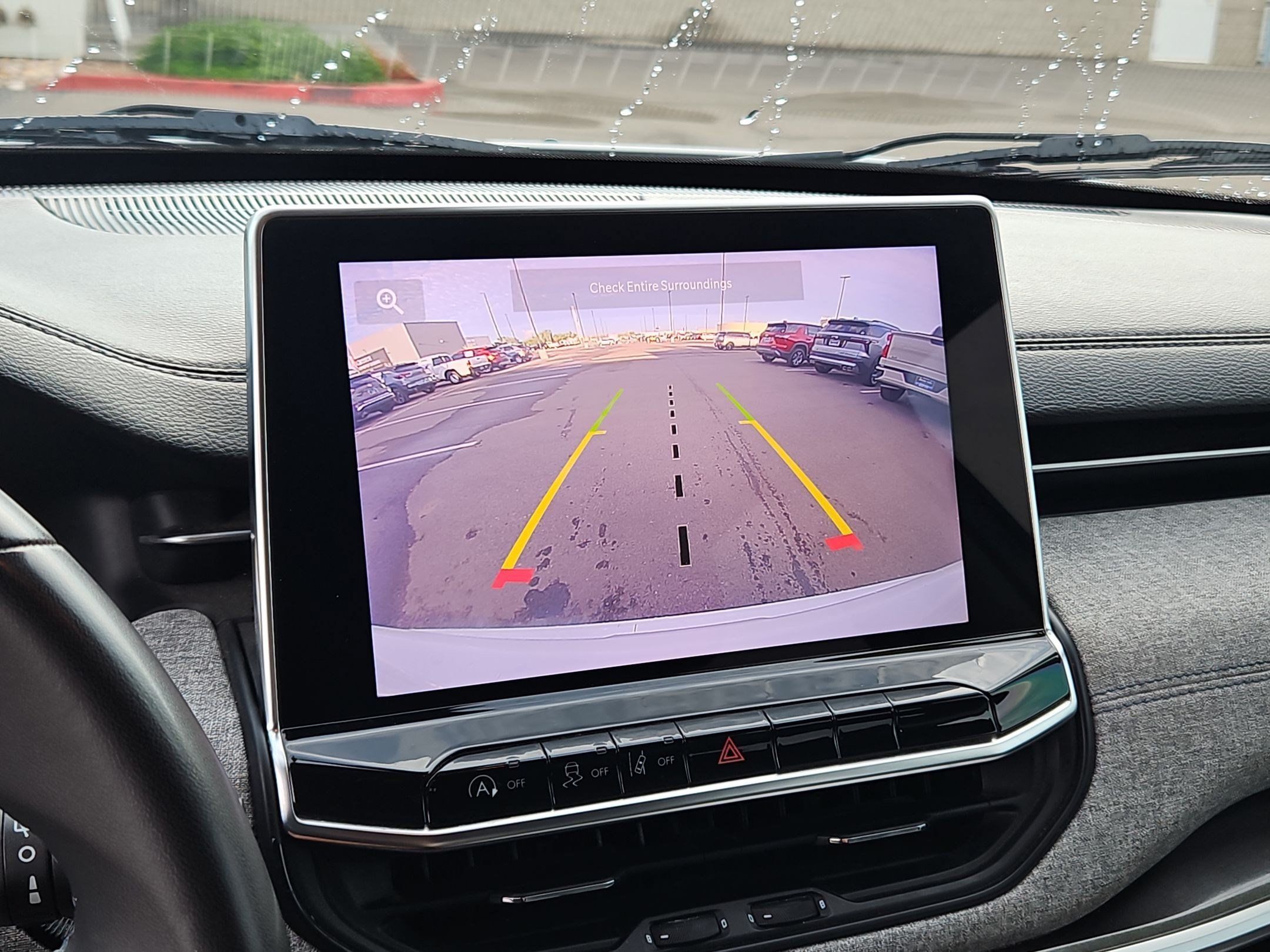 Used 2022 Jeep Compass Latitude FWD image 19