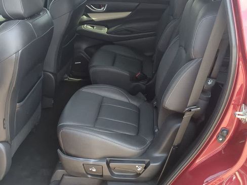 Used 2019 Subaru Ascent Limited w/ Popular Package #3 AWD/4WD image 18