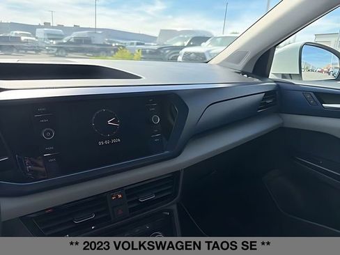 Used 2023 Volkswagen Taos SE w/ Panoramic Sunroof Package AWD/4WD image 18