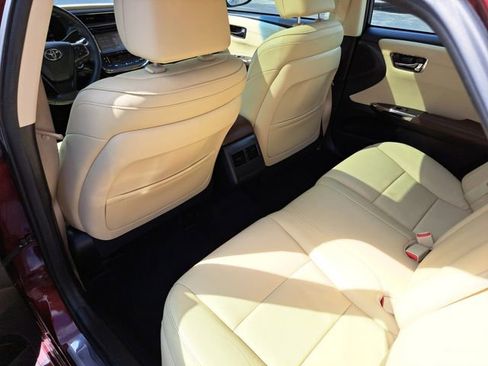 Used 2017 Toyota Avalon XLE Premium w/ Protection Package image 9