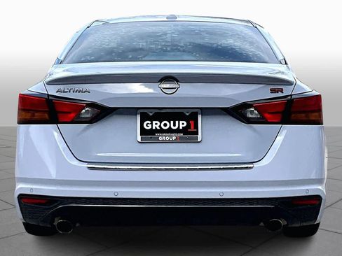 Certified 2023 Nissan Altima 2.5 SR image 5