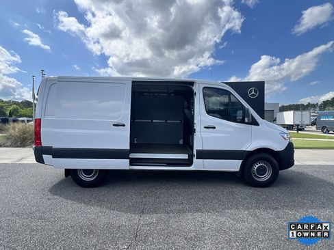 Used 2023 Mercedes-Benz Sprinter 144 Cargo image 11