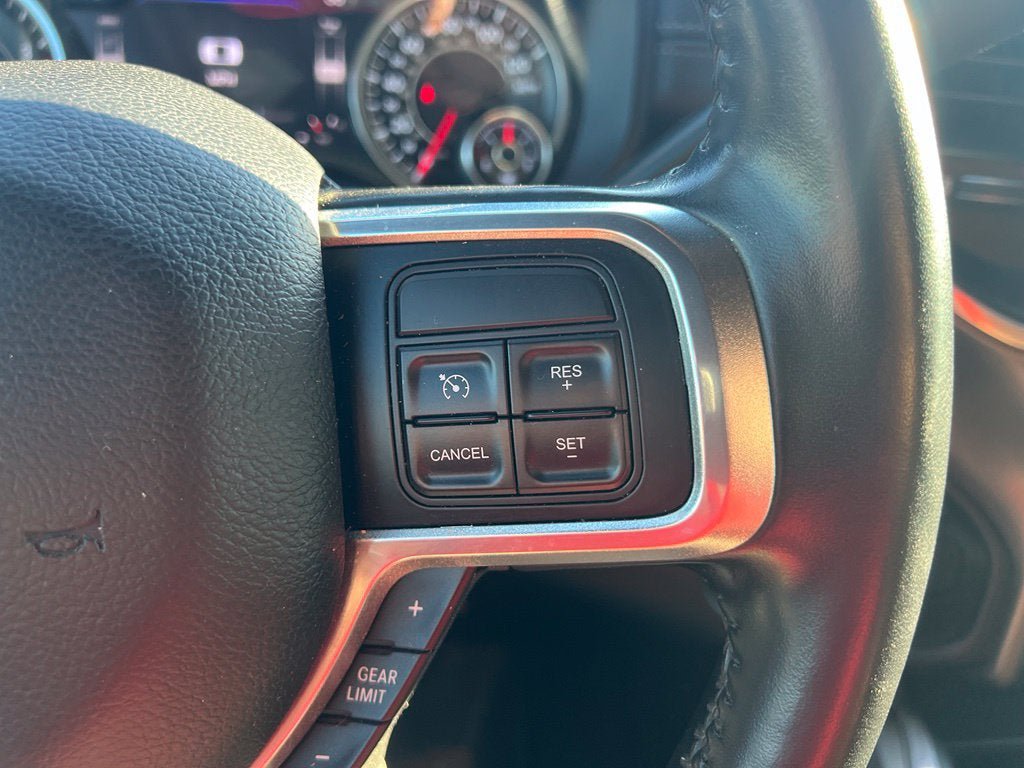 Used 2022 RAM 3500 Laramie AWD/4WD image 16