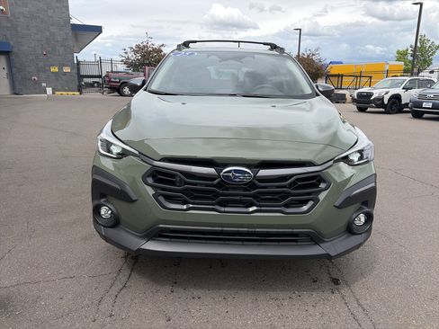 Used 2025 Subaru Crosstrek 2.5i Limited AWD/4WD image 2