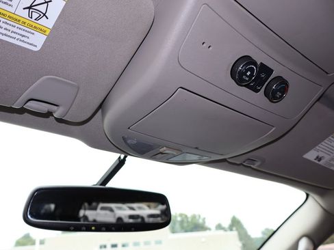 Used 2015 Nissan Armada Platinum AWD/4WD image 29