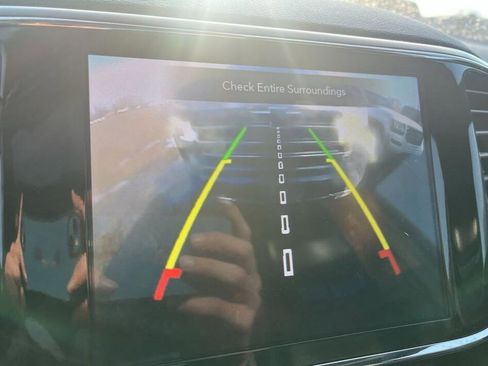 Used 2022 Jeep Grand Cherokee Altitude image 4