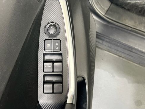 Used 2016 MAZDA CX-5 Touring image 17