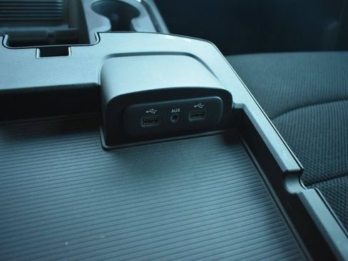 Used 2018 RAM 1500 Sport image 34