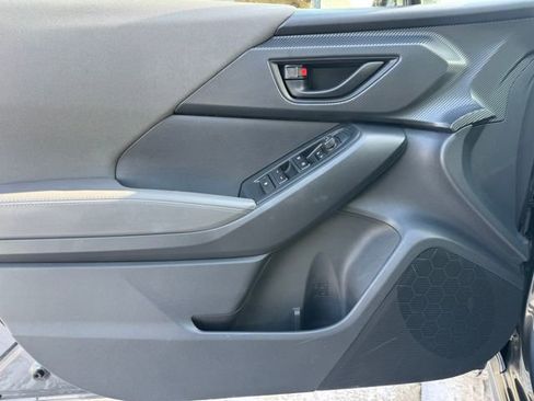 Used 2024 Subaru Crosstrek 2.0i Premium image 14