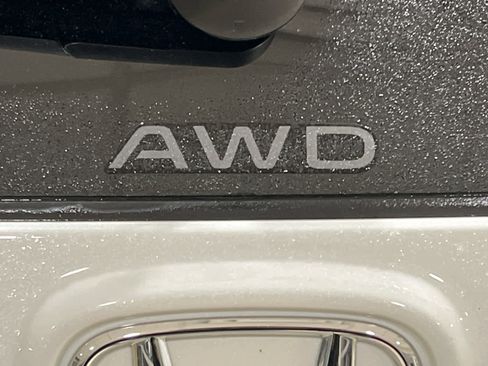 Used 2023 Honda CR-V EX-L image 11