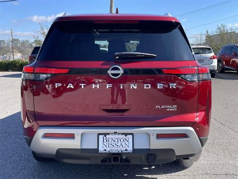 Used 2023 Nissan Pathfinder Platinum w/ Cargo Package image 4