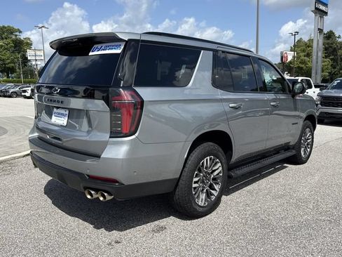 Used 2025 Chevrolet Tahoe Z71 AWD/4WD image 3