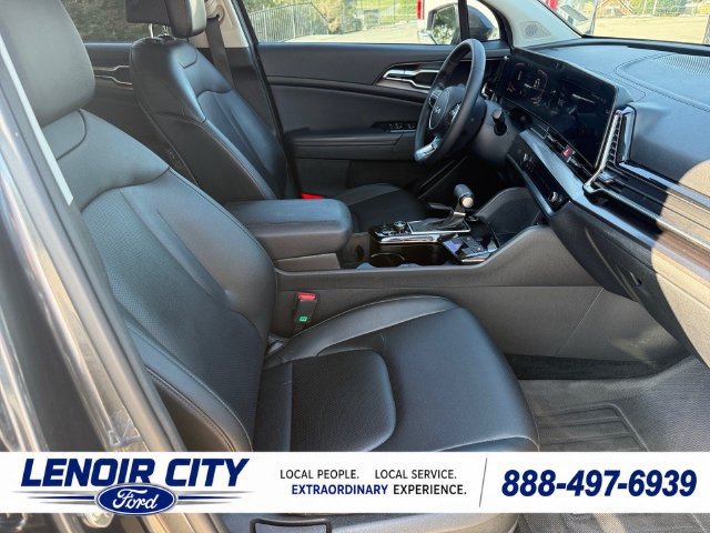 Used 2024 Kia Sportage EX FWD image 13