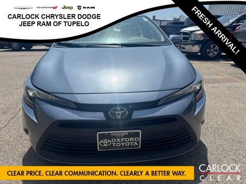 Used 2024 Toyota Corolla LE FWD image 3