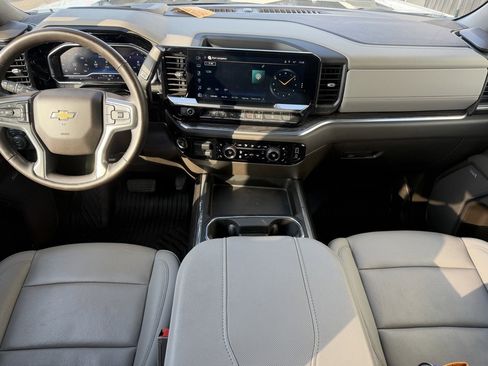 Used 2025 Chevrolet Silverado 3500 LTZ w/ LTZ Plus Package image 12