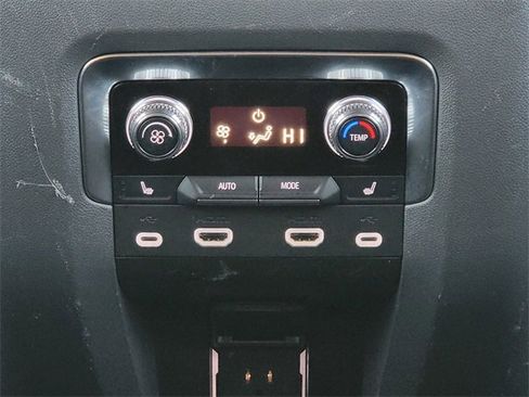 Used 2021 GMC Yukon XL Denali w/ Denali Ultimate Package image 21