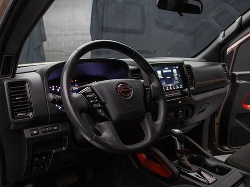 Used 2024 Nissan Frontier PRO-4X w/ Off-Road Protection Package image 25