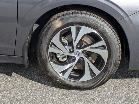 Used 2025 Subaru Legacy Premium image 11